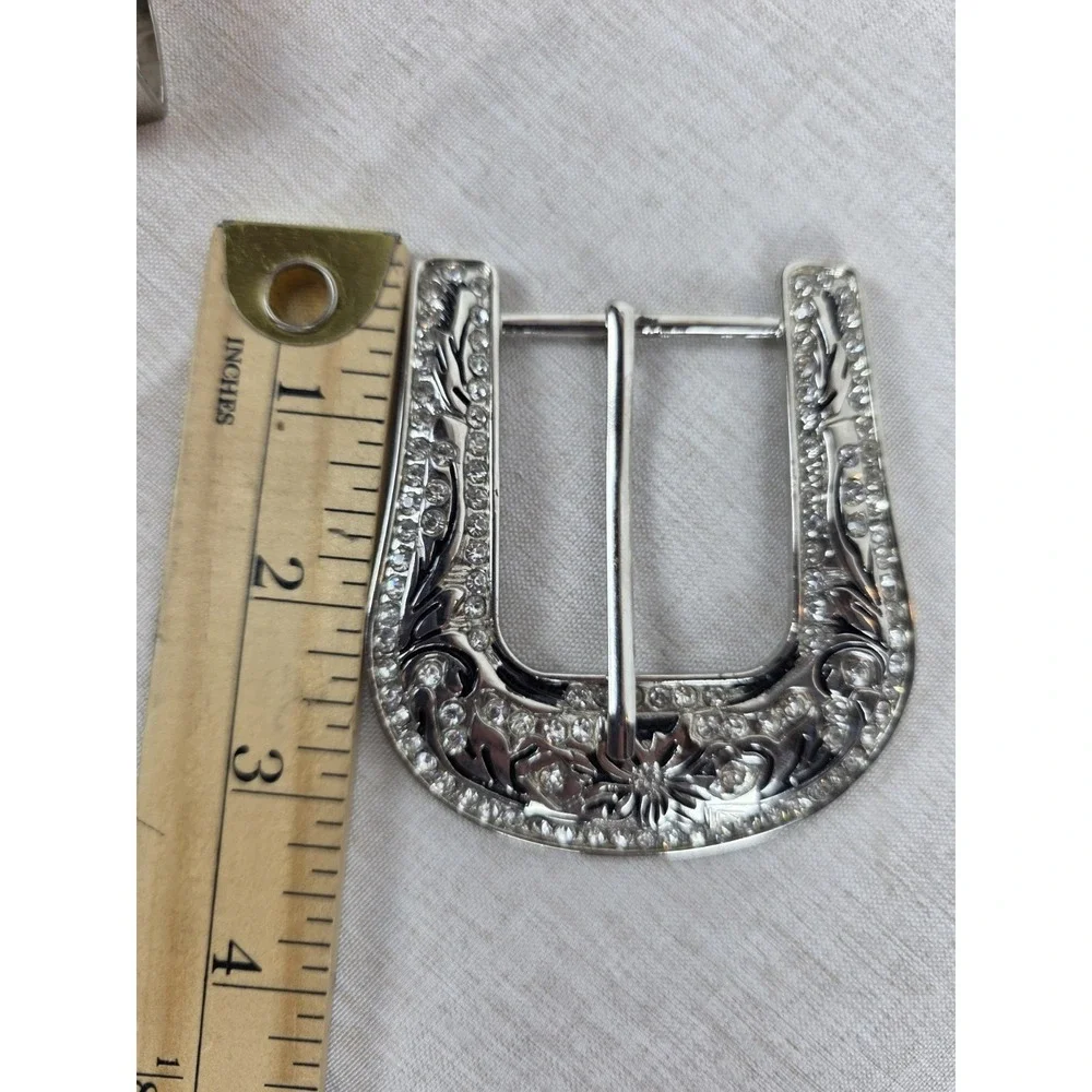 Silver Tone and Rhinestone Pin Style Belt Buckle with‎ Belt Loop Western